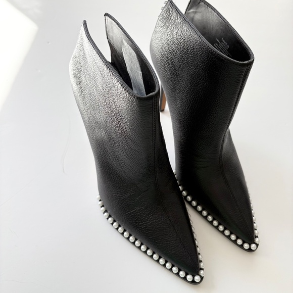 Karl Lagerfeld Paris Cyron leather booties - Picture 4 of 10
